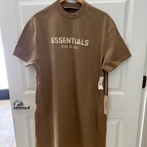 Fear of God Essentials